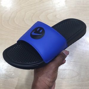 nike day slides